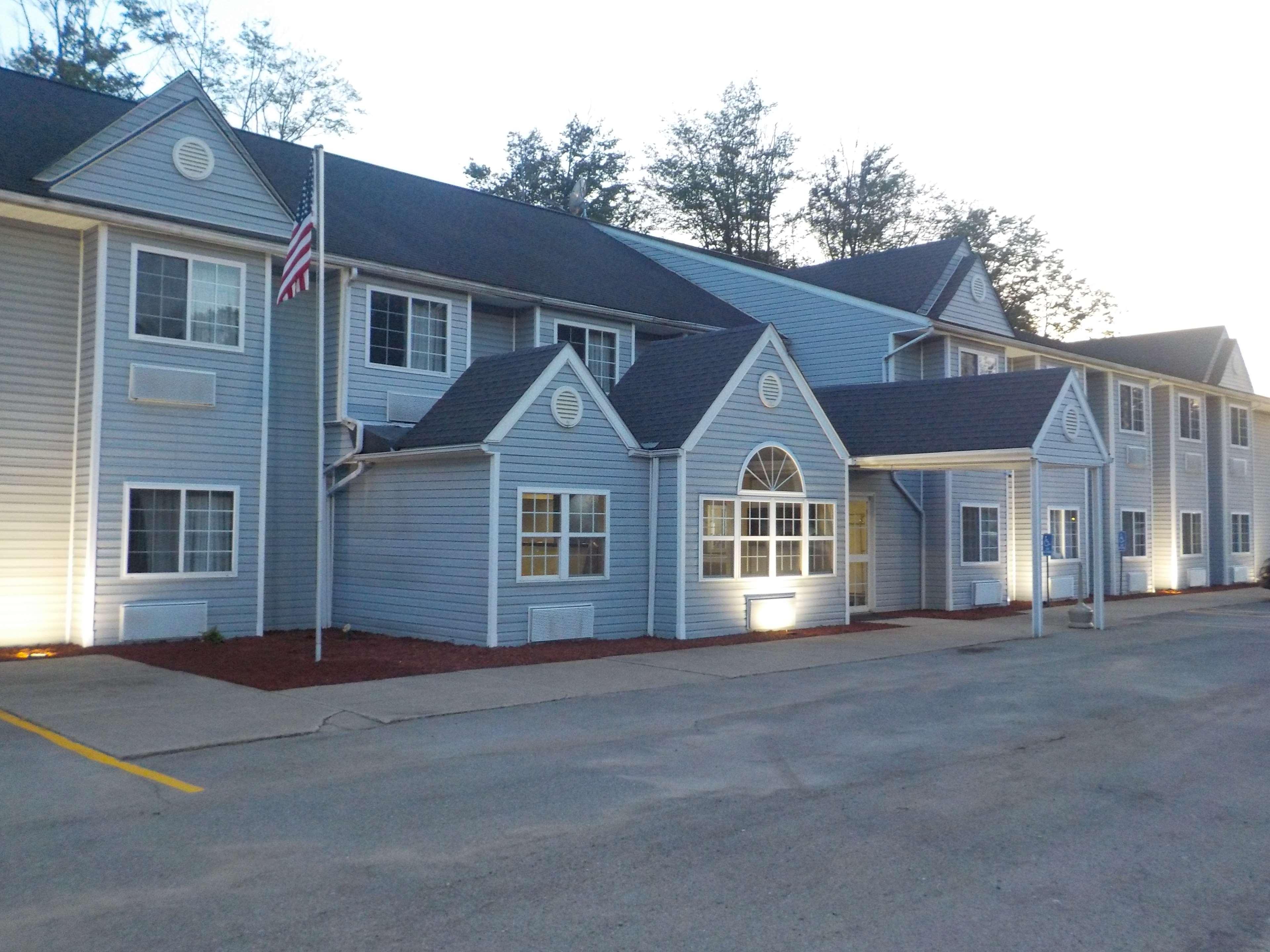Mj Inn And Suites Marienville Exteriér fotografie