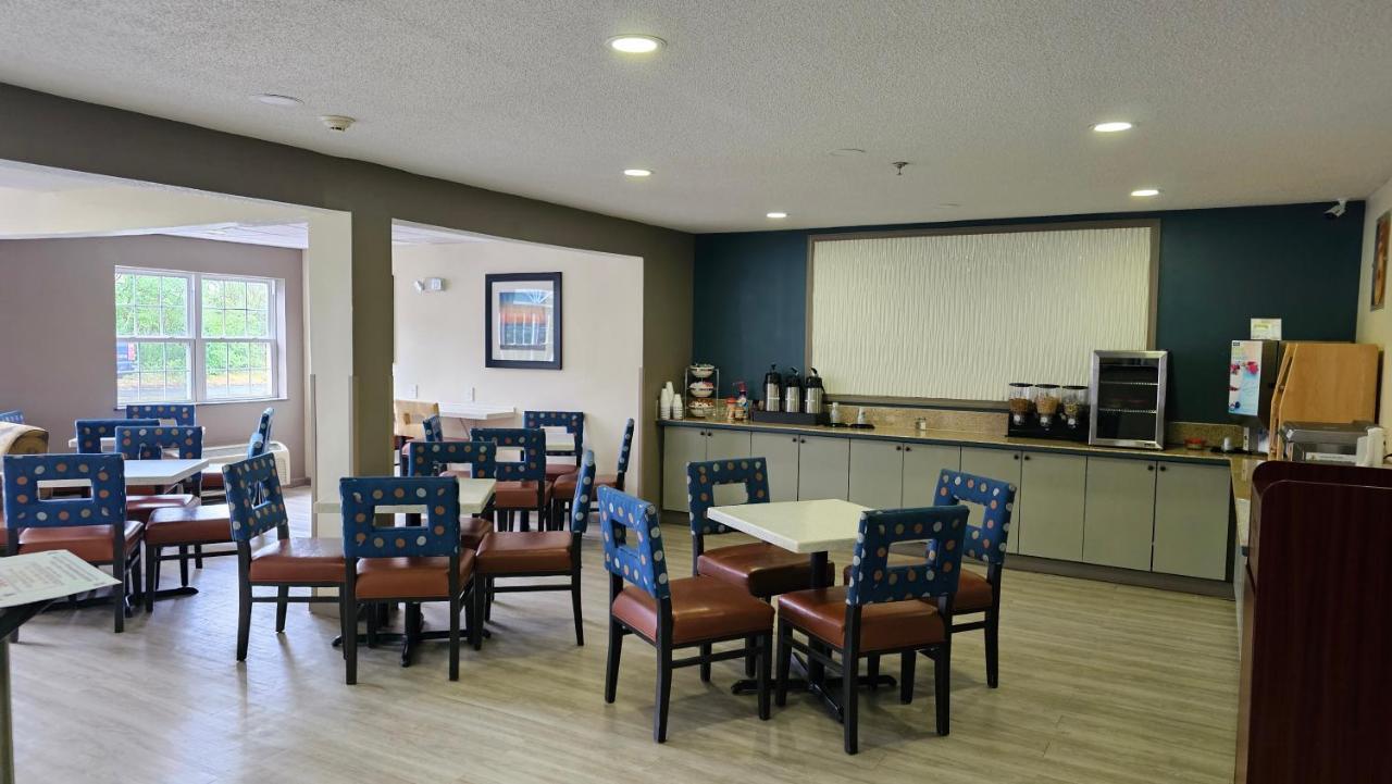 Mj Inn And Suites Marienville Exteriér fotografie
