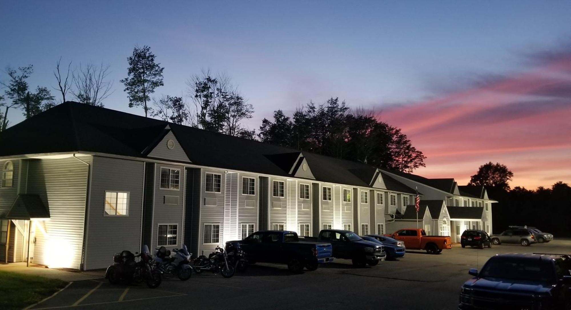 Mj Inn And Suites Marienville Exteriér fotografie
